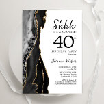 Black Agate Gold Weiße Überraschung 40. Geburtstag Einladung<br><div class="desc">Schwarz,  Weiß und Gold überraschen die 40. Party Einladung. Elegantes modernes Design mit Aquarellfarben-marmorgeode Hintergrund,  Imitats Glitzer Gold und Typografie Skript-Schriftart. Die trendige Einladungskarte eignet sich perfekt für eine stilvolle Damenfeier. Gedruckte Zazzle-Einladungen oder Sofortdownload digitaler Druckvorlage.</div>