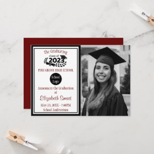 Black and Burgundy Class of 2023 Abschluss Einladung