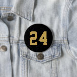 Black and Gold Athlete Jersey Number<br><div class="desc">Freuen Sie sich auf Ihr Lieblings-Sportteam, Ihren Fußballspieler oder zeigen Sie einfach Ihren Schulstolz mit einem personalisierten Spirituosenknopf! Personalisieren Sie Ihre Daten mit der Jerseynummer eines Spielers oder einem anderen benutzerdefinierten Text. Ideal für Fußball, Basketball, Baseball und Fußball! Erstellen Sie individuelle Buttone für das ganze Team, Cheerleader, Eltern und Geschwister,...</div>