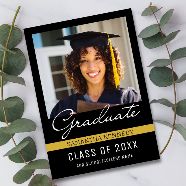 Black and Gold Class 2025 Abschluss Foto Ankündigung (Black and Gold Class of 2025 Graduation Photo Announcement
)