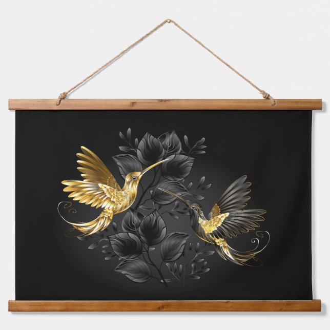 Black and Gold Hummingbird Wandteppich Mit Holzrahmen (Vorne)