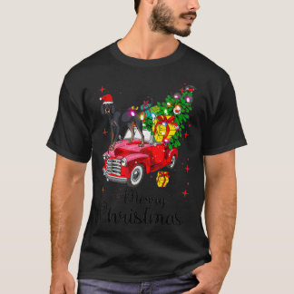 Black and Tan Coonhound Rides Red Truck Weihnachte T-Shirt