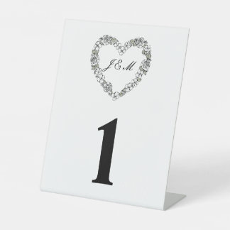 Black and White Floral Heart Wedding Table Number  Sockelschild