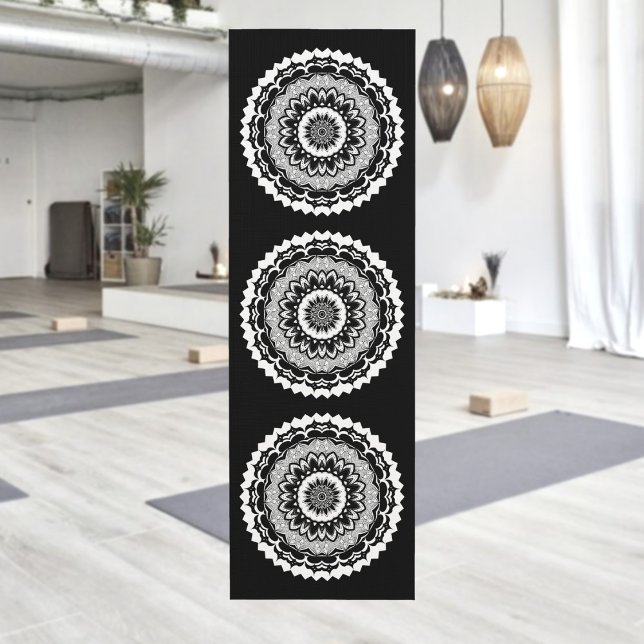 Black And White Floral Mandala Yoga Mat Yogamatte (Von Creator hochgeladen)