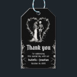 Black and White Gothic Halloween Skeletons Wedding Geschenkanhänger<br><div class="desc">💀 Black and White Gothic Skeleton Wedding Gift Tags – Halloween Edition Wrap your favors in eerie elegance! 🕯️🖤 These Black and White Gothic Halloween Skeleton Wedding Gift Tags feature a hauntingly romantic skeleton couple in a vintage-style black and white design — perfect for adding a spooky-chic finishing touch to...</div>