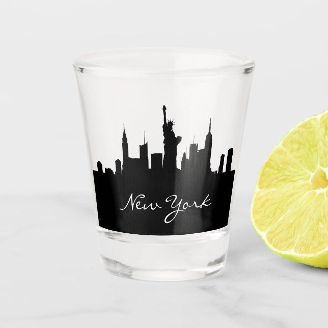 Black and White New York Skyline Schnapsglas (Vorderseite)