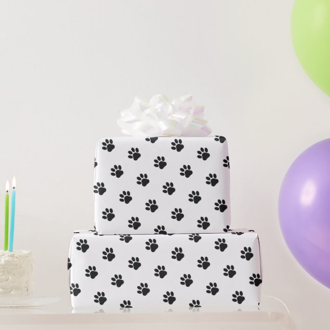 Black and White Paw Print Pattern Geschenkpapier (Partygeschenke)