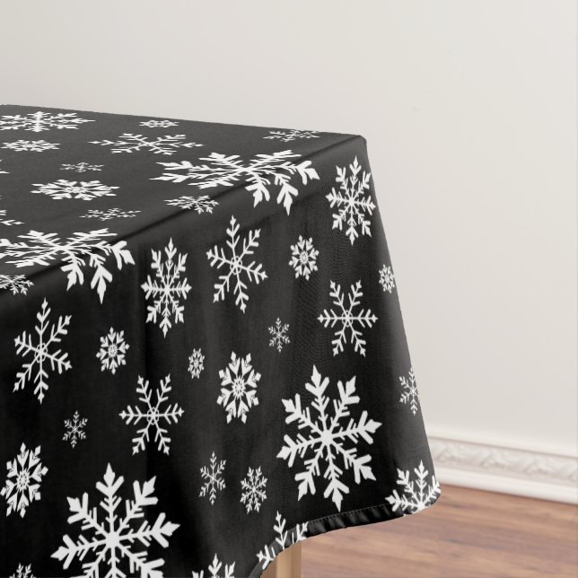 Black And White Winter Snowflake Pattern Modern Tischdecke (Beispiel)