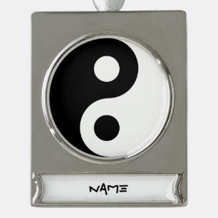 Black and White Yin Yang Banner-Ornament Silber