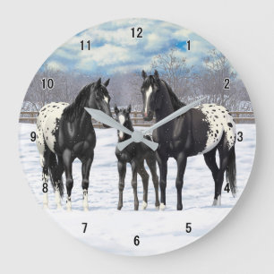 Black Appaloosa Horses In Snow Große Wanduhr