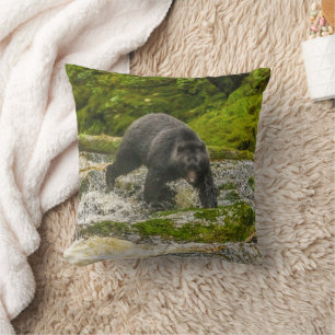 Black Bear Fischen   Qua Creek British Columbia Kissen