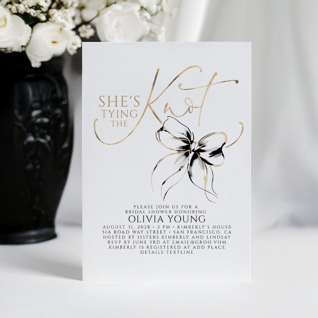 Black Bow Elegant Modern Minimalist Bridal Shower Einladung (Black Bow Bridal Shower Invitation)
