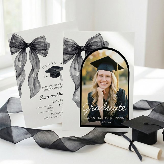 Black Bow Photo Graduation Einladung (Von Creator hochgeladen)