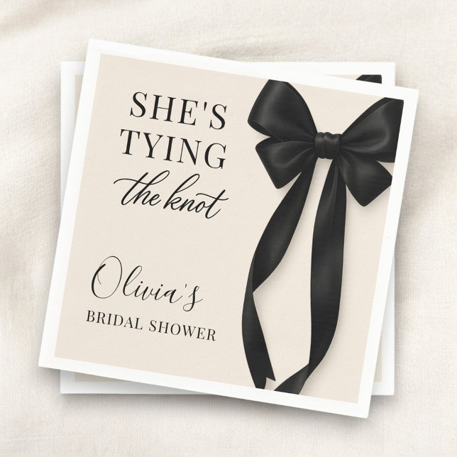 Black Bow She's Tying The Knot Party Serviette (Von Creator hochgeladen)