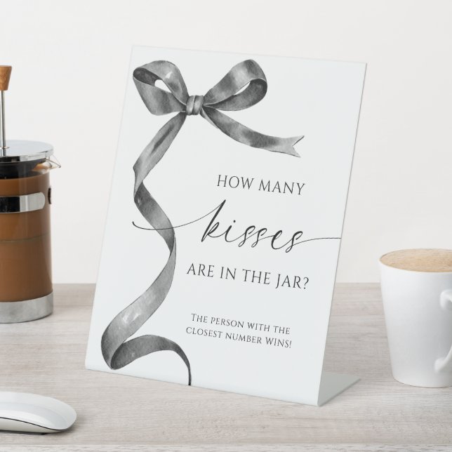 Black Bow wie viele Küsse im Jar sind Sockelschild (In SItu)
