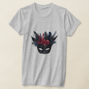 Black Burgundy Red Feathers Maske T-Shirt