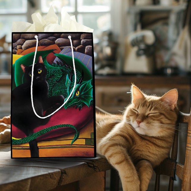 Black Cat Green Dragon Mittlere Geschenktüte (Von Creator hochgeladen)