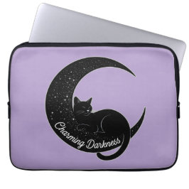 Black Cat on the Crescent Moon: Charm of Darkness  Laptopschutzhülle