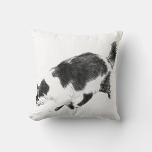 Black Cat Stride in Fall Light Kissen