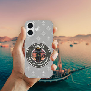 Black Cat Sunset: Eine Reise zu THRIVE iPhone 16 Hülle