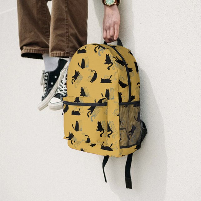 Black Cats on Mustard with Blue Outlines– Modern  Bedruckter Rucksack (Von Creator hochgeladen)