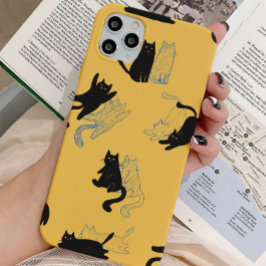 Black Cats on Mustard with Blue Outlines– Modern  iPhone 16 Pro Hülle