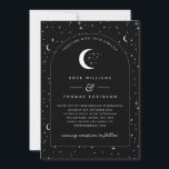 Black Celestial Arched Wedding Invitation Foto Einladung<br><div class="desc">Ein himmlischer Mond und sternförmige Hochzeitseinladung mit schwarzem Hintergrund und weißem Text mit Elementen. Sie können auch Ihr eigenes Foto auf der Rückseite hinzufügen. Passen Sie die Farbe des Sternmusters,  des Hintergrunds,  des Bogenfüllens und des Mondelements an!</div>