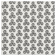 Black Celtic Triple Spiral Triskele auf Weiß