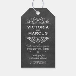 Black Chalkboard Wedding Wine Bottle Monogram Geschenkanhänger