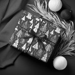 Black Christmas Pattern#6 ID1009 Geschenkpapier<br><div class="desc">Wenn Sie sich fragen, welche Farbkombinationen Sie für Ihre Weihnachtsdekoration und Geschenkartikel in diesem Jahr auswählen sollten, habe ich Sammlungen von aufeinander abgestimmten Mustern erstellt, um das Leben ein wenig leichter zu machen. Dieses auffällige Design umrissener Tannen im minimalistischen Stil ist hier in Weiß auf schwarzem Hintergrund zu sehen. Suchen...</div>