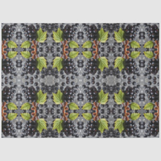 Black Currants Berries & Green Leaf Pattern Seidenpapier