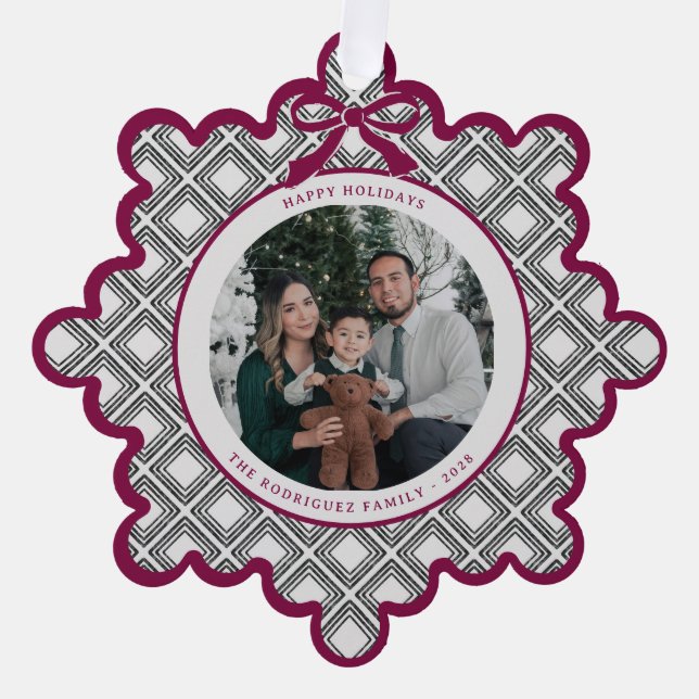 Black Diamond Pattern Holiday Ornament with Photo (Vorderseite)