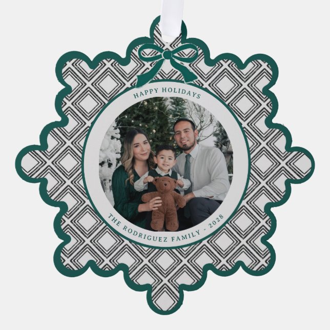 Black Diamond Pattern Holiday Ornament with Photo (Vorderseite)