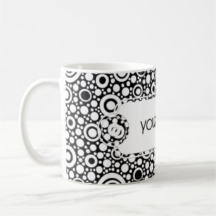 Black Dots & Circles Grid + Ihr Backgr. & Text Tasse