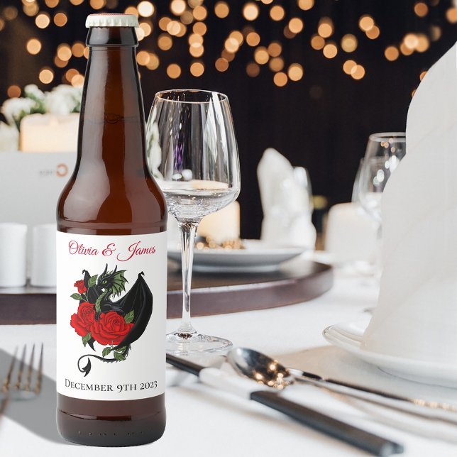 Black Dragon Rote Rosen Fantasy Wedding Bierflaschenetikett (Von Creator hochgeladen)