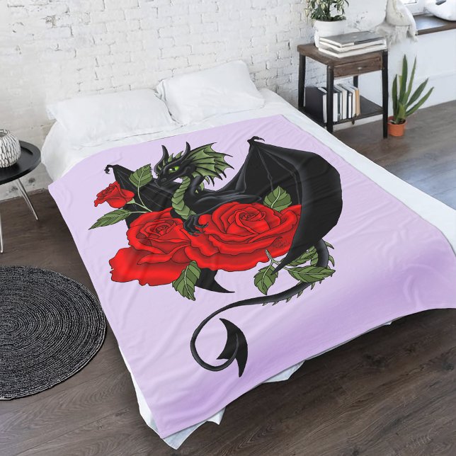 Black Dragon Rote Rosen Lavender Fleecedecke (Von Creator hochgeladen)
