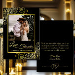 Black & Gold Liebe & Danke Foto & Note Wedding<br><div class="desc">Diese wunderschönen, schwarz-goldfarbenen Hochzeitskarten zeigen Ihr Foto in einem goldenen Rahmen aus Imitaten, umgeben von verzierten goldenen Gardinen und Wirbel. Die Beschriftung lautet: Liebe und Danke, mit Ihren Namen unten. Der Rücken ist mit einer romantischen, verknüpften Herzgrafik sowie einer individuellen Note und Unterschrift versehen. Einfach, stilvoll und elegant, ist diese...</div>
