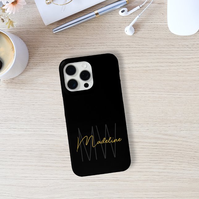 Black Gold Monogram Modern Chic Case-Mate iPhone Hülle (Black and Gold Monogram Phone Case by MINTIC DESIGN STUDIO)