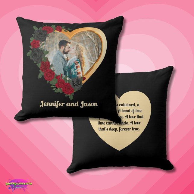 Black & Gold Roses, Gold Heart Photo Frame Kissen (Von Creator hochgeladen)