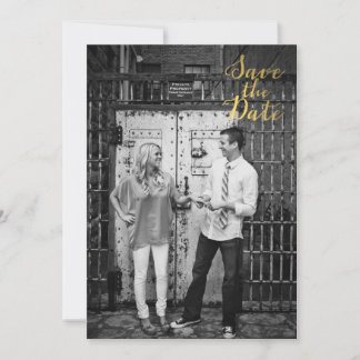 Black & Gold Save the Date Typografie Einladung