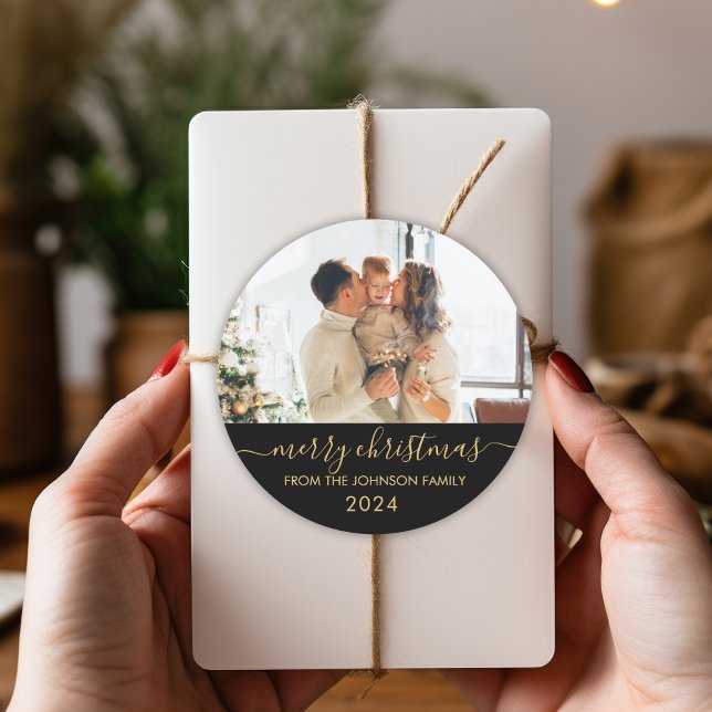 Black Gold Script Family Foto Frohe Weihnachten Runder Aufkleber (Von Creator hochgeladen)