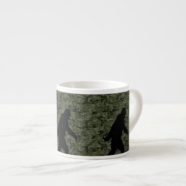 Black Gone Squatchin Woodland Digital Camouflage Espressotasse (Vorderseite Rechts)