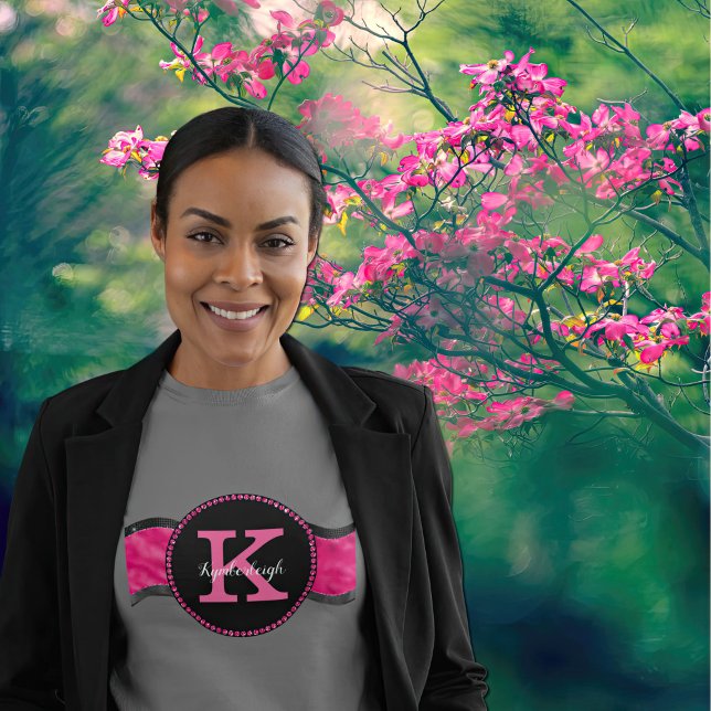 Black Hot Pink Greves Girly Glam Monogram Name T-Shirt (Von Creator hochgeladen)