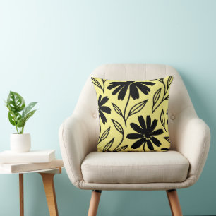Black Ink Daisies Yellow Boho Kissen