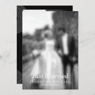 Black Just Married Geometric Simple Wedding Foto Einladung