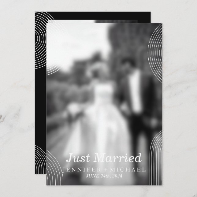Black Just Married Geometric Simple Wedding Foto Einladung (Vorne/Hinten)