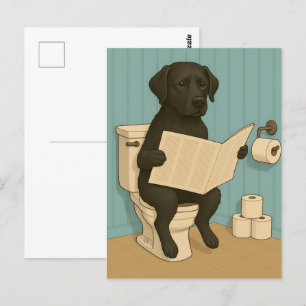 Black Labrador Reading Newspapier auf der Toilette Postkarte
