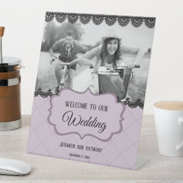 Black Lace on Soft Lavender Custom Wedding Sockelschild