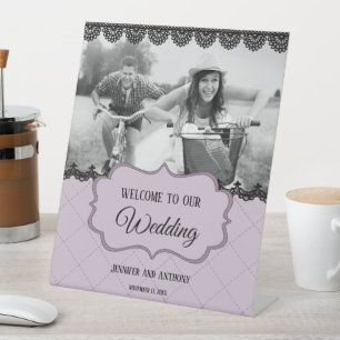 Black Lace on Soft Lavender Custom Wedding Sockelschild