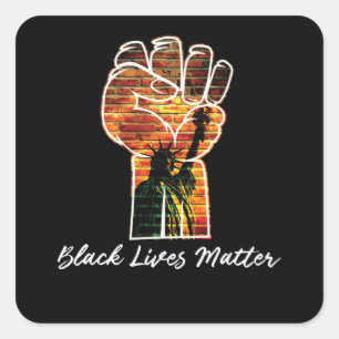 Black Lives Materie Graffiti Equality empowered Quadratischer Aufkleber